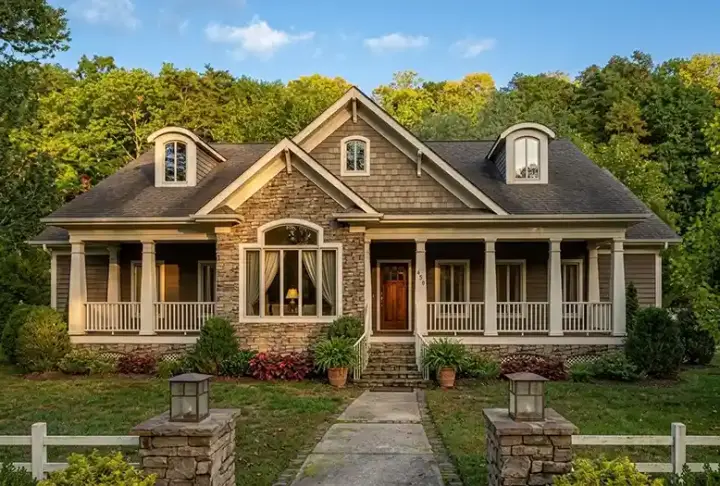 Country house plans 4-314 - front exterior, 2,496 sq ft, 4 bed, 2 bath house plans | Monster House Plans