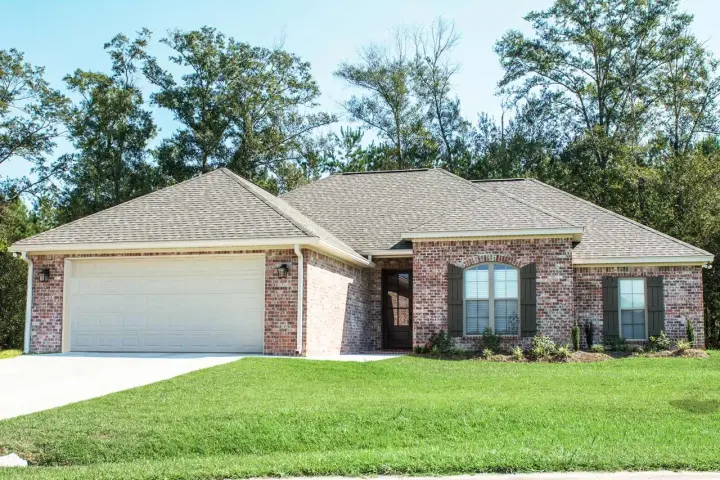 Traditional house plans 50-321 - front exterior, 1,830 sq ft, 4 bed, 2 bath house plans | Monster House Plans