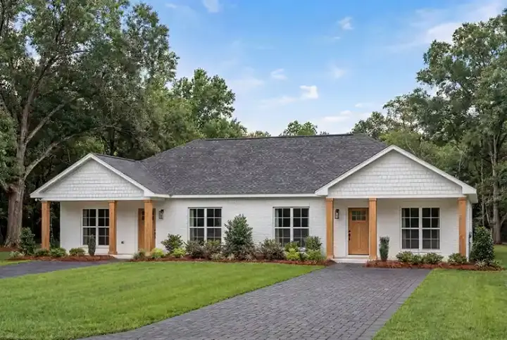 Traditional house plans 50-488 - front exterior, 1,994 sq ft, 4 bed, 4 bath house plans | Monster House Plans