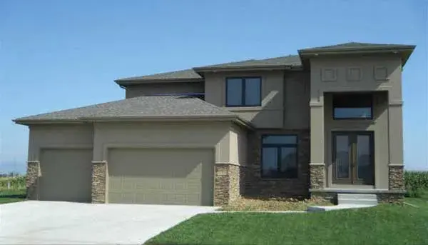 Contemporary house plans 52-235 - front exterior, 2,642 sq ft, 3 bed, 2 bath house plans | Monster House Plans