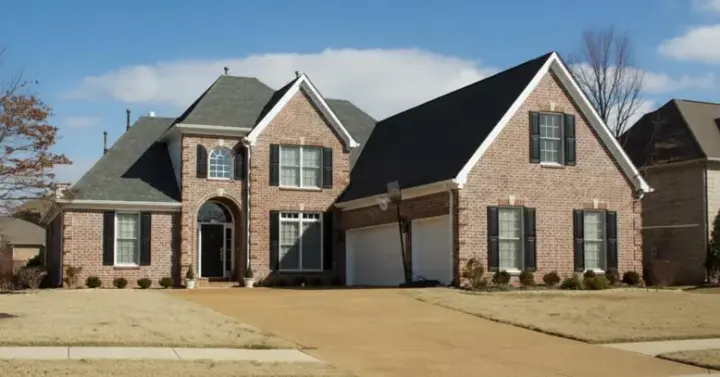 Traditional house plans 6-833 - front exterior, 3,275 sq ft, 3 bed, 2 bath house plans | Monster House Plans