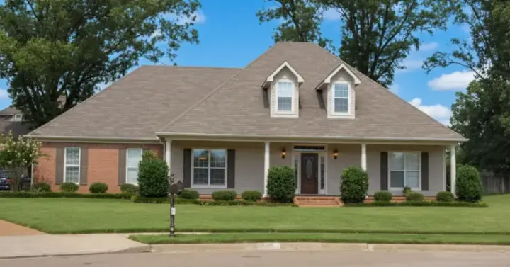 Southern house plans 6-852 - front exterior, 2,075 sq ft, 3 bed, 2 bath house plans | Monster House Plans
