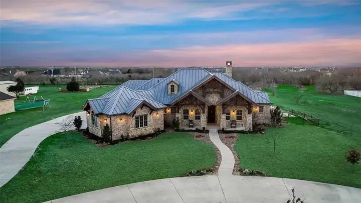 Mountain Rustic house plans 63-593 - front exterior, 3,065 sq ft, 4 bed, 4 bath house plans | Monster House Plans