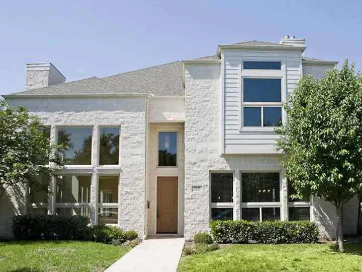 Contemporary house plans 63-606 - front exterior, 5,888 sq ft, 4 bed, 6 bath house plans | Monster House Plans