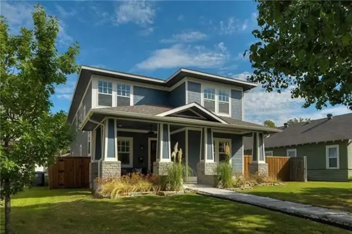 Craftsman house plans 63-608 - front exterior, 3,142 sq ft, 3 bed, 4 bath house plans | Monster House Plans