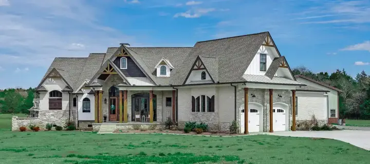 Craftsman house plans 66-105 - front exterior, 2,797 sq ft, 3 bed, 2 bath house plans | Monster House Plans