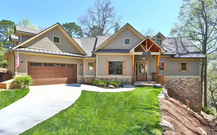 Craftsman house plans 66-106 - front exterior, 3,212 sq ft, 5 bed, 3 bath house plans | Monster House Plans