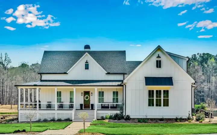 Country house plans 66-113 - front exterior, 2,230 sq ft, 3 bed, 2 bath house plans | Monster House Plans