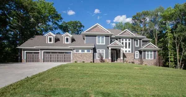 Craftsman house plans 7-1353 - front exterior, 6,147 sq ft, 5 bed, 4 bath house plans | Monster House Plans