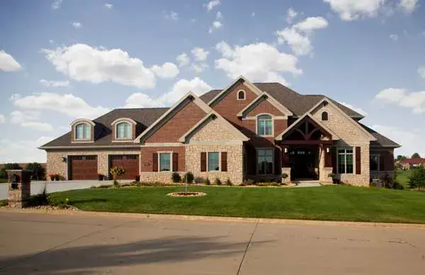 Traditional house plans 7-1355 - front exterior, 7,605 sq ft, 6 bed, 3 bath house plans | Monster House Plans