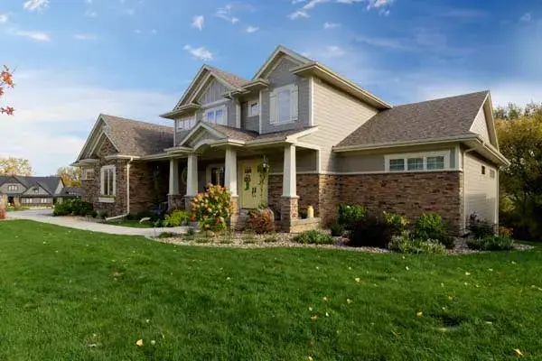 Craftsman house plans 7-1357 - front exterior, 4,853 sq ft, 5 bed, 4 bath house plans | Monster House Plans