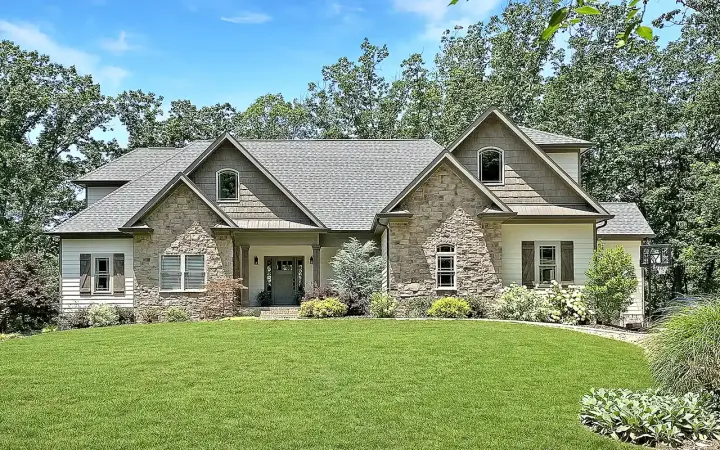 Craftsman house plans 78-106 - front exterior, 2,660 sq ft, 3 bed, 3 bath house plans | Monster House Plans