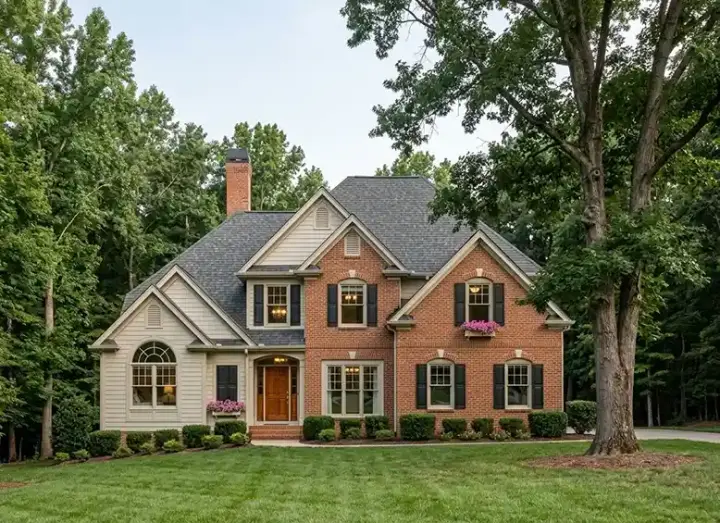 Traditional house plans 85-644 - front exterior, 2,285 sq ft, 4 bed, 3 bath house plans | Monster House Plans