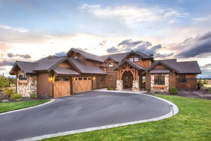 Mountain Rustic house plans 98-116 - front exterior, 3,959 sq ft, 3 bed, 4 bath house plans | Monster House Plans