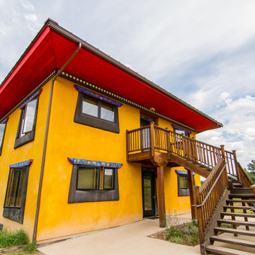 mandala tara guru retreat