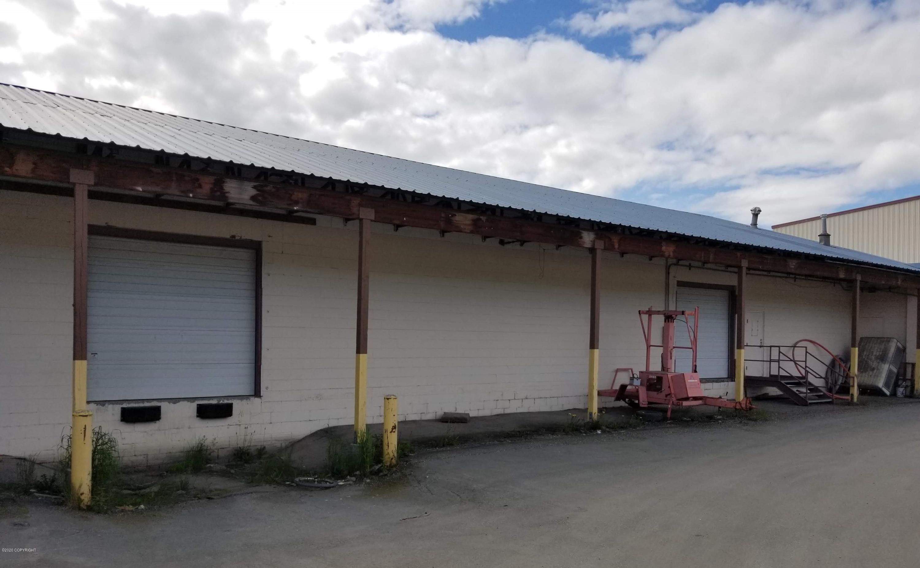 2230 N Post Road, Anchorage, AK 99501