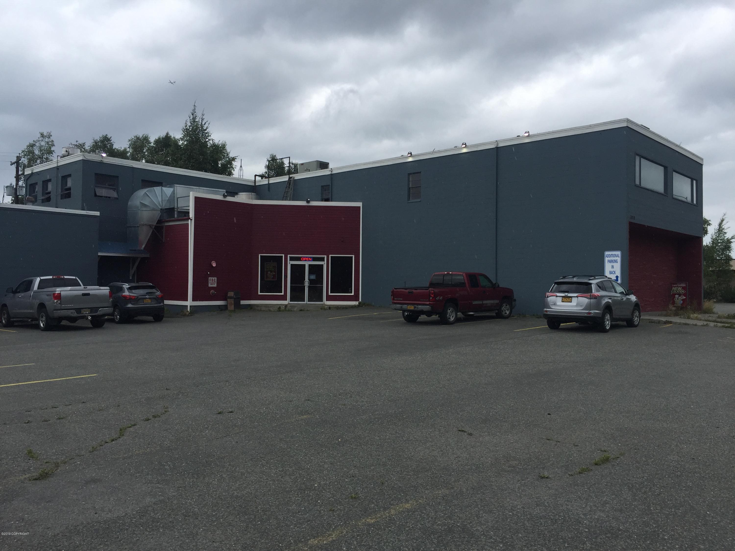 1020 W International Airport Road, Anchorage, AK 99518