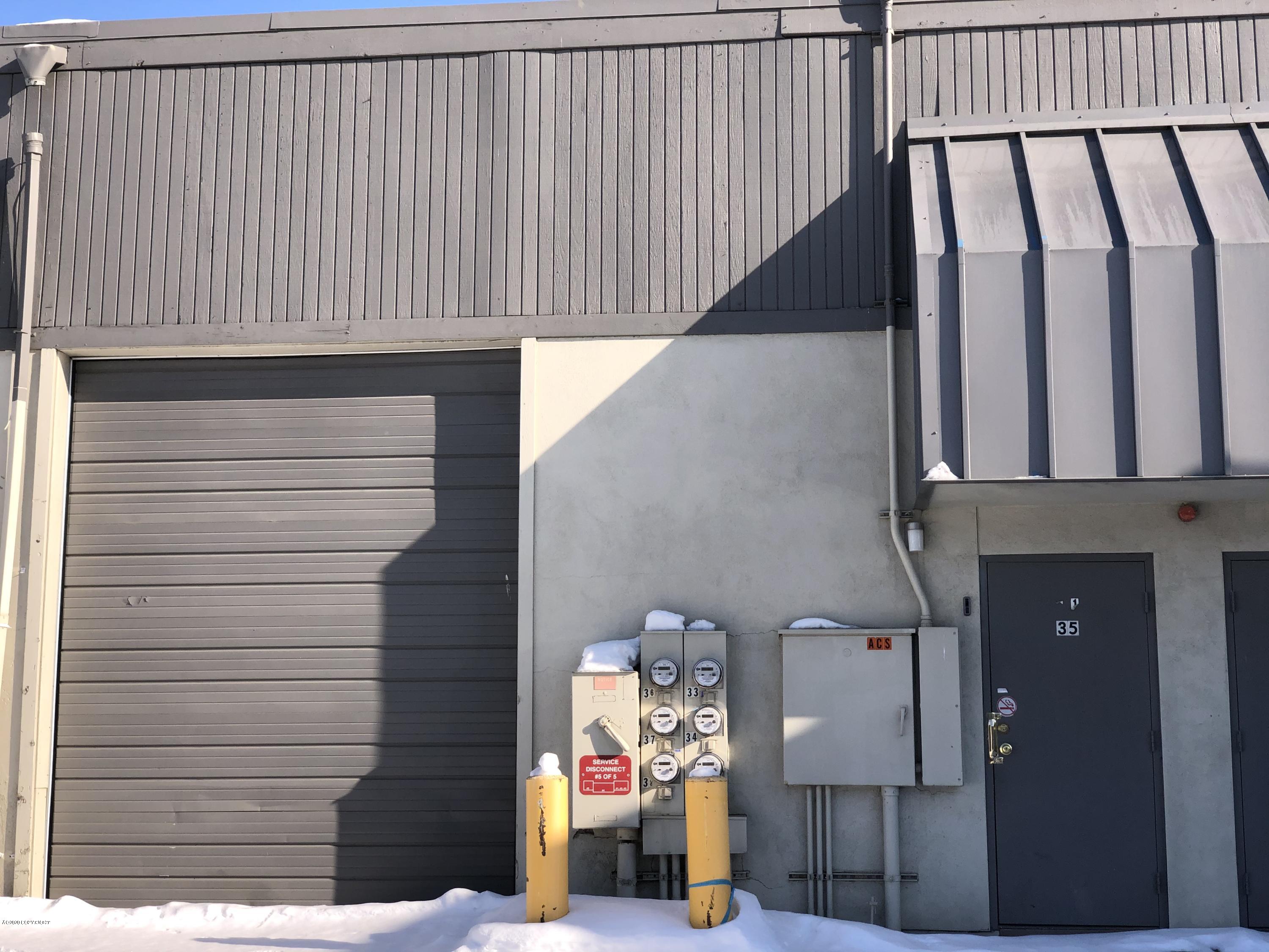 501 W International Airport Road #35, Anchorage, AK 99518