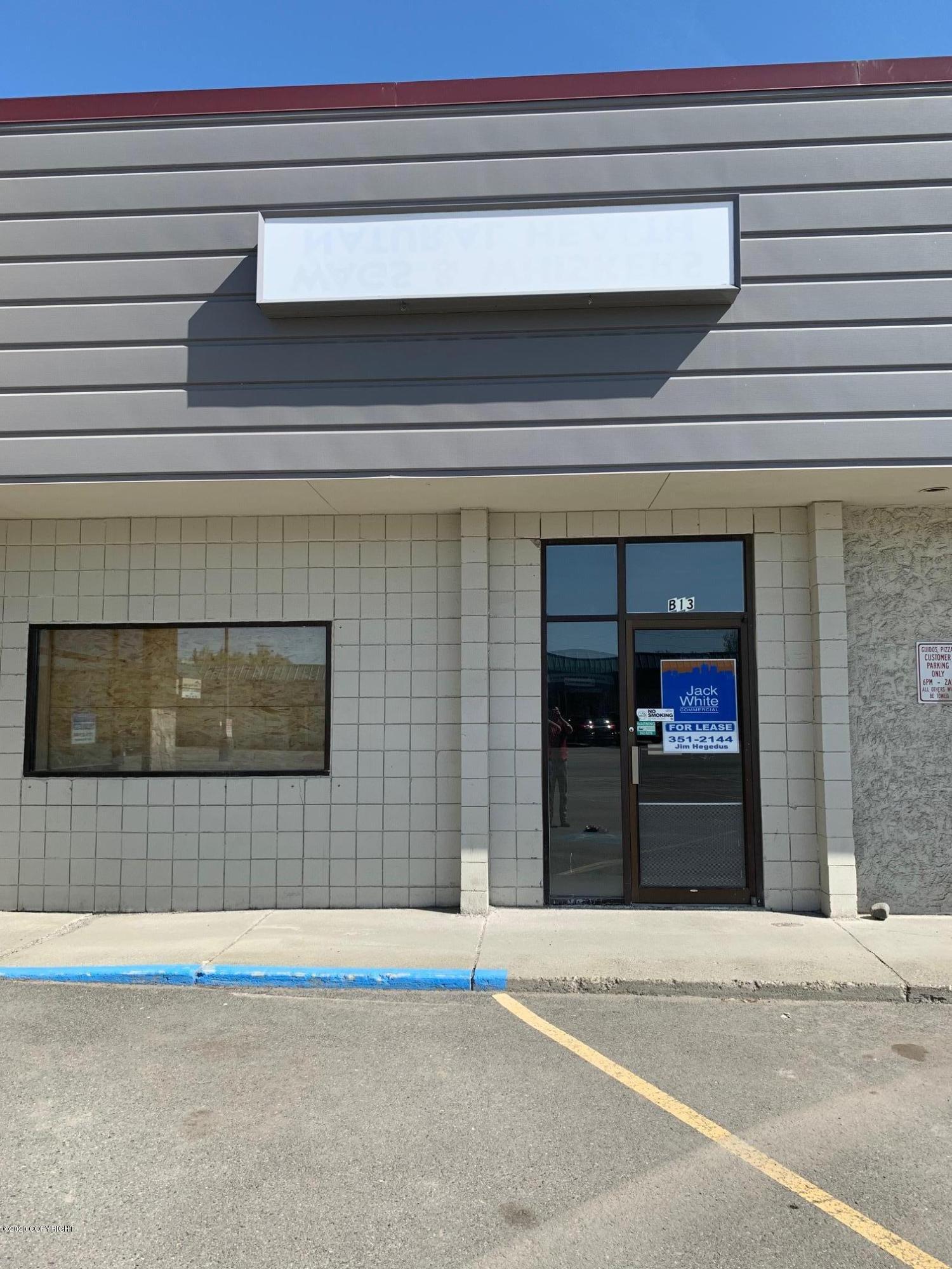 549 W International Airport Road #B13A, Anchorage, AK 99518
