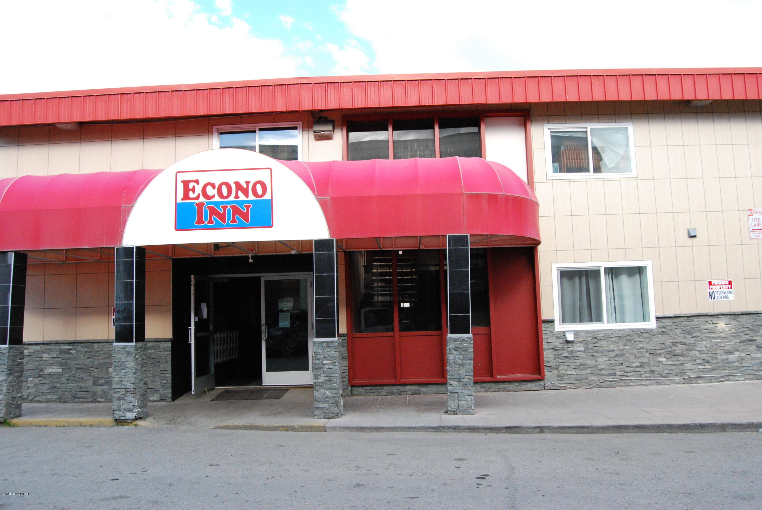 642 E 5th Avenue, Anchorage, AK 99501