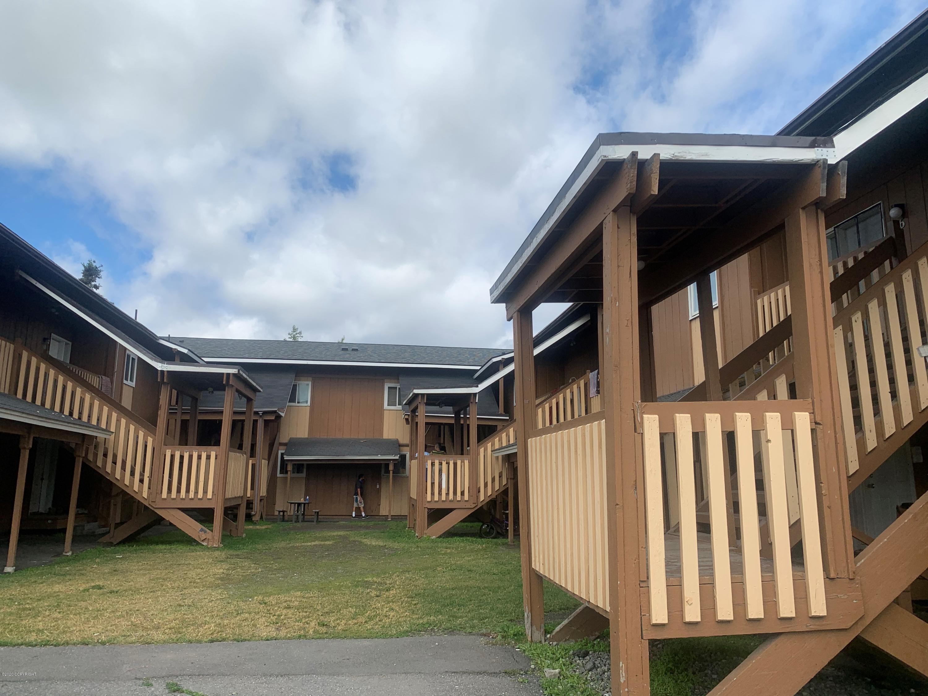 3911 E 7th Avenue, Anchorage, AK 99508