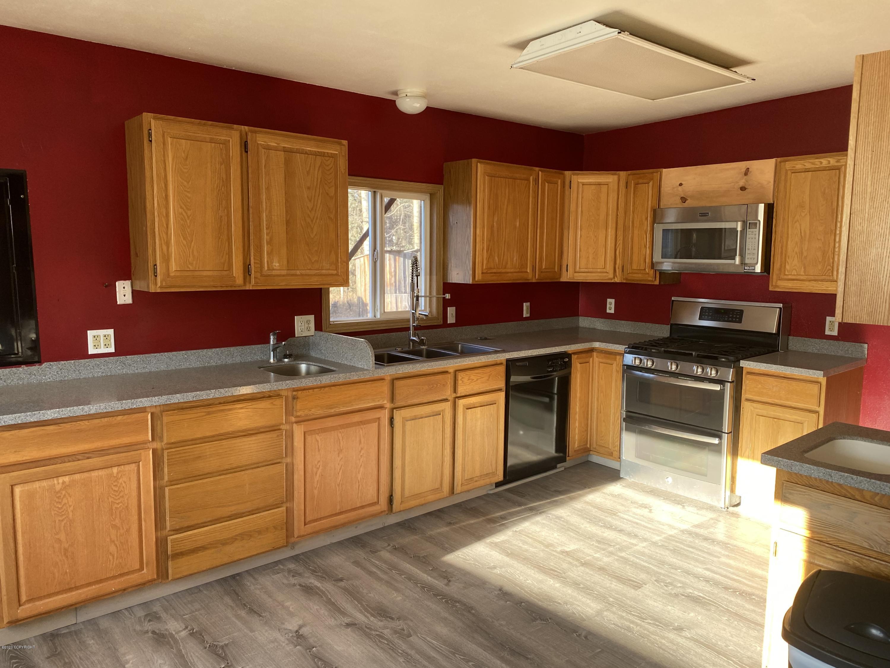 34966 Sterling Highway, Sterling, AK 99672