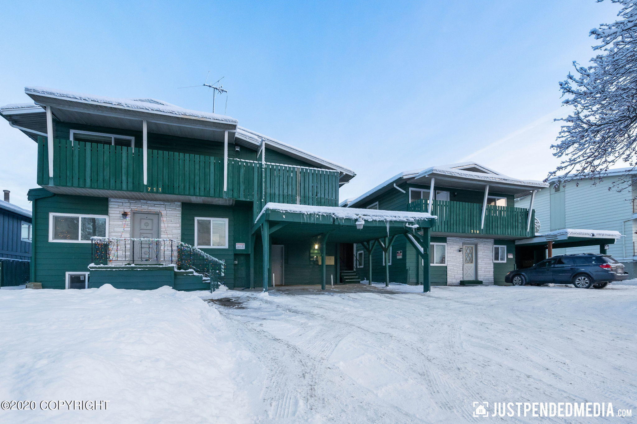711 Bragaw 719 Street, Anchorage, AK 99508