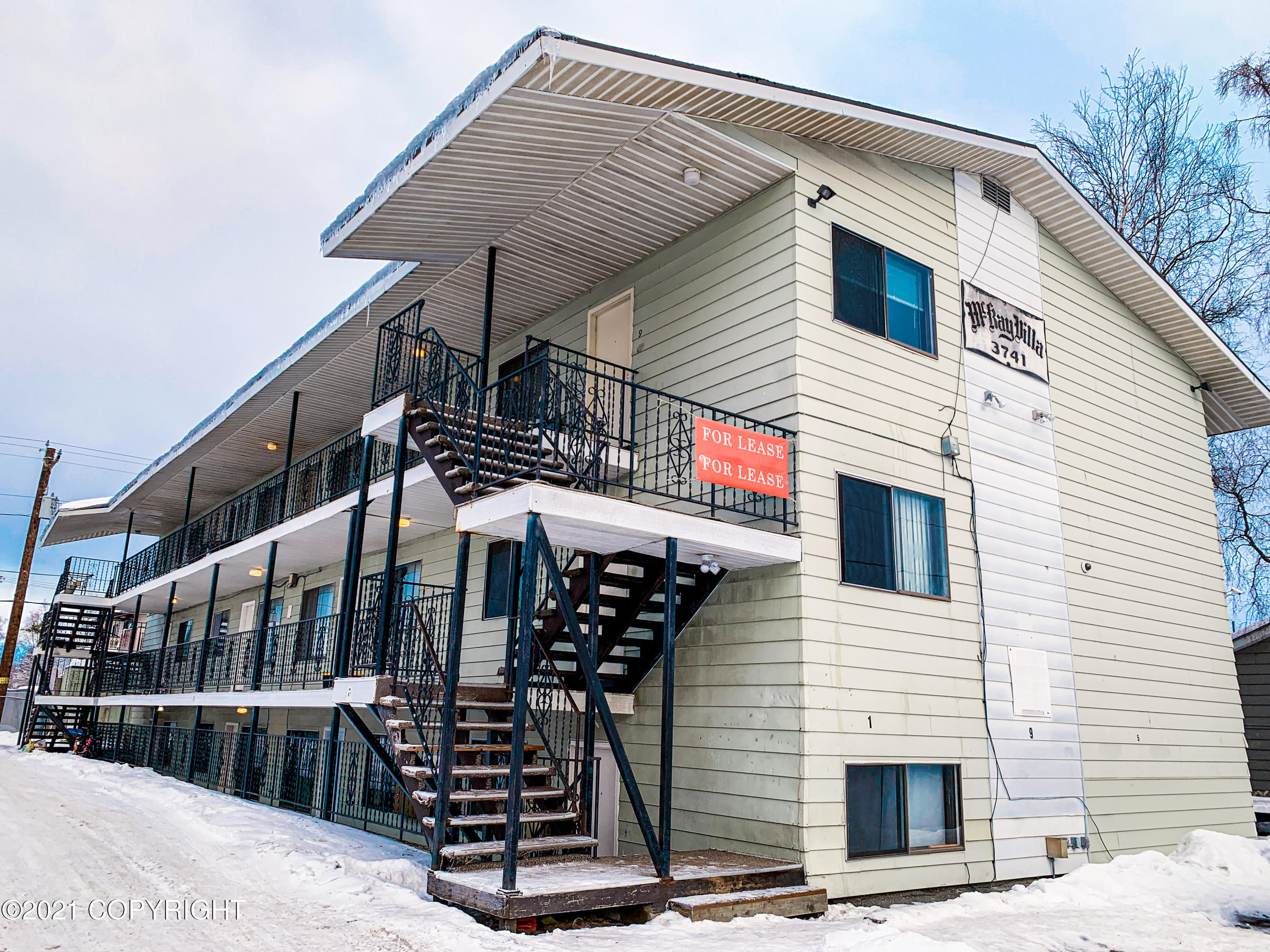 3741 Richmond Avenue, Anchorage, AK 99508
