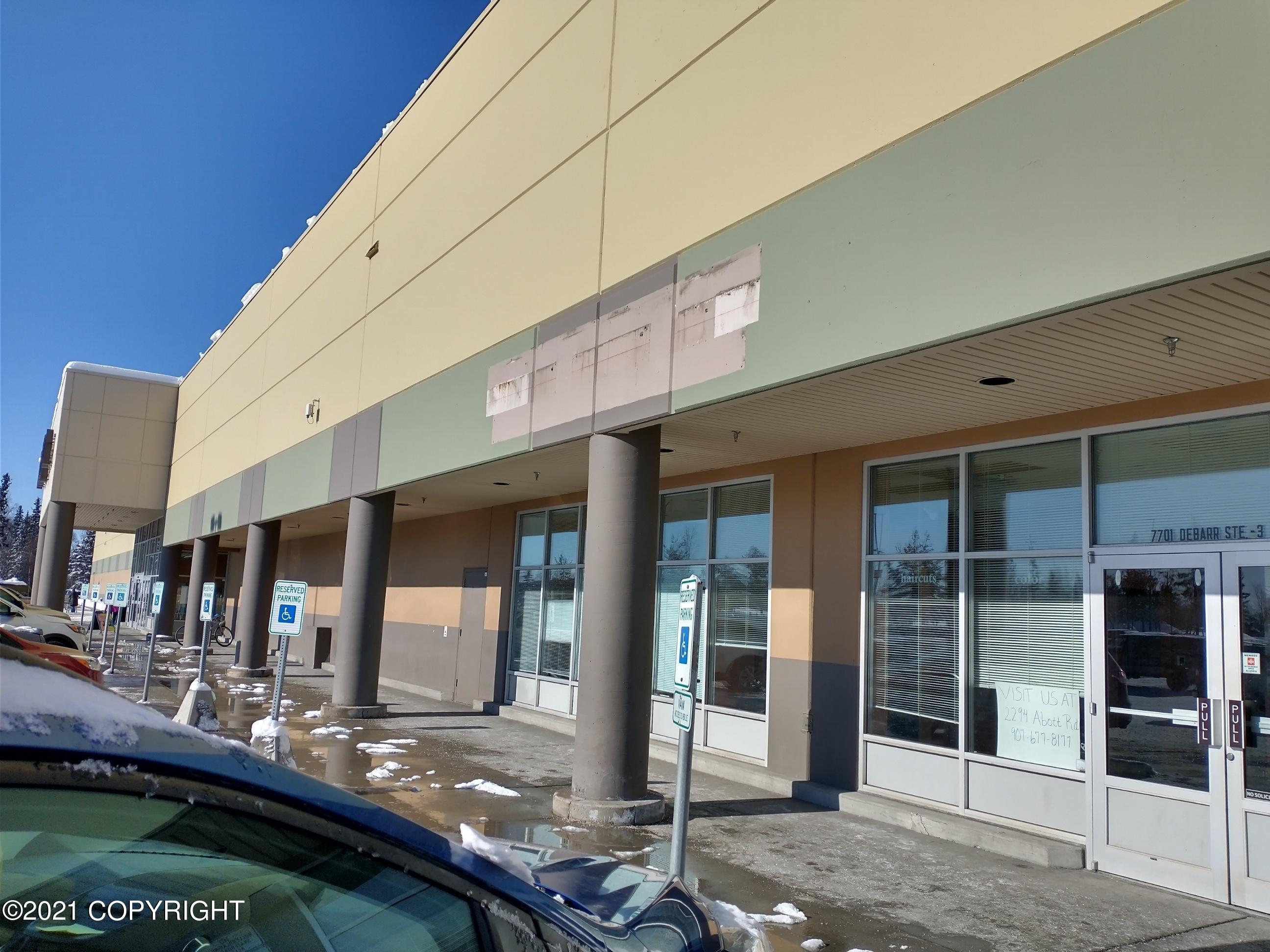 7701 Debarr Road 01, Anchorage, AK 99504