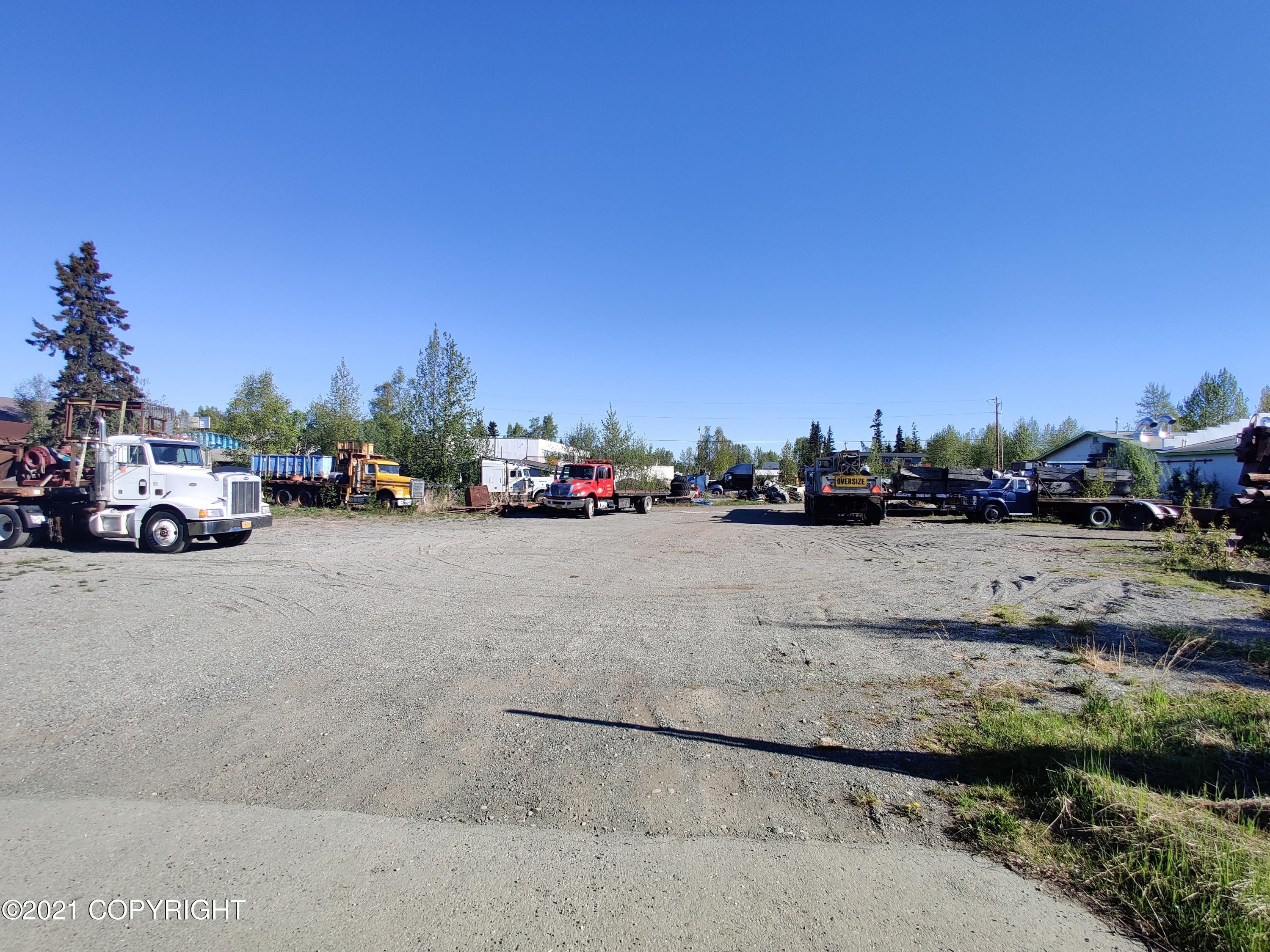 2421 E 88th Avenue, Anchorage, AK 99507