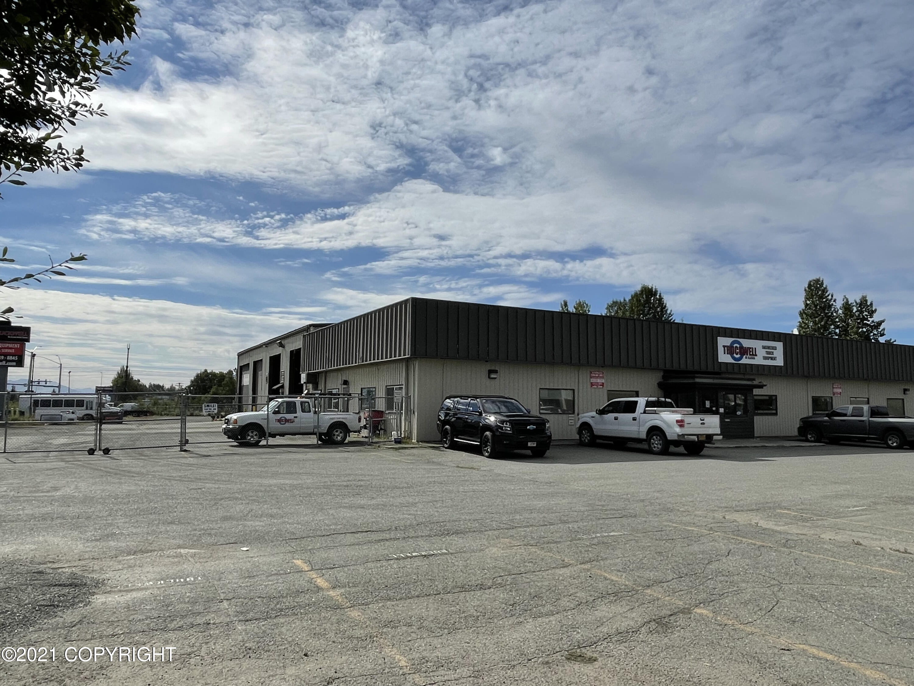 5801 Silverado Way, Anchorage, AK 99518