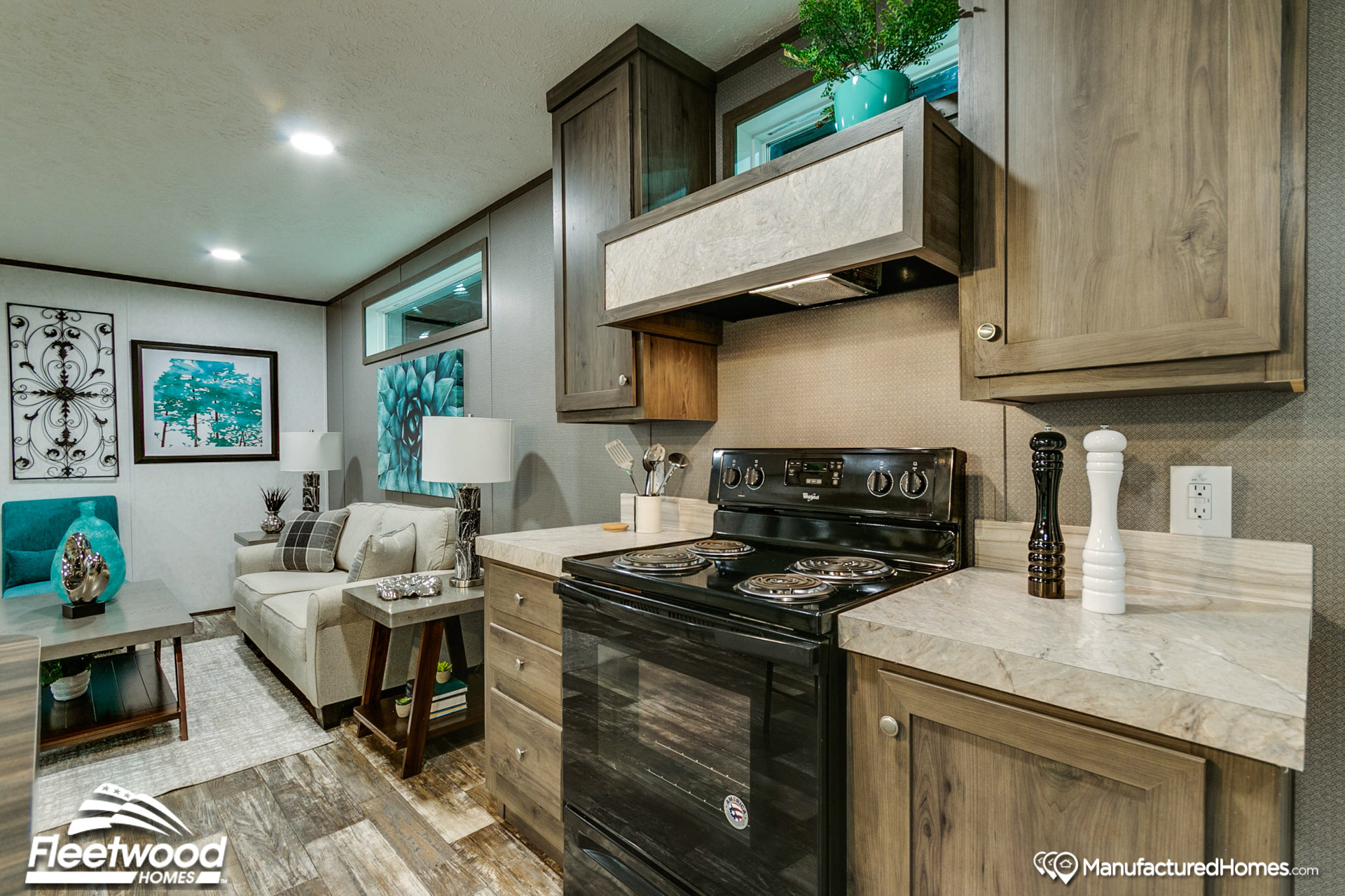 Sandalwood XL 16602F by Fleetwood Homes Lafayette