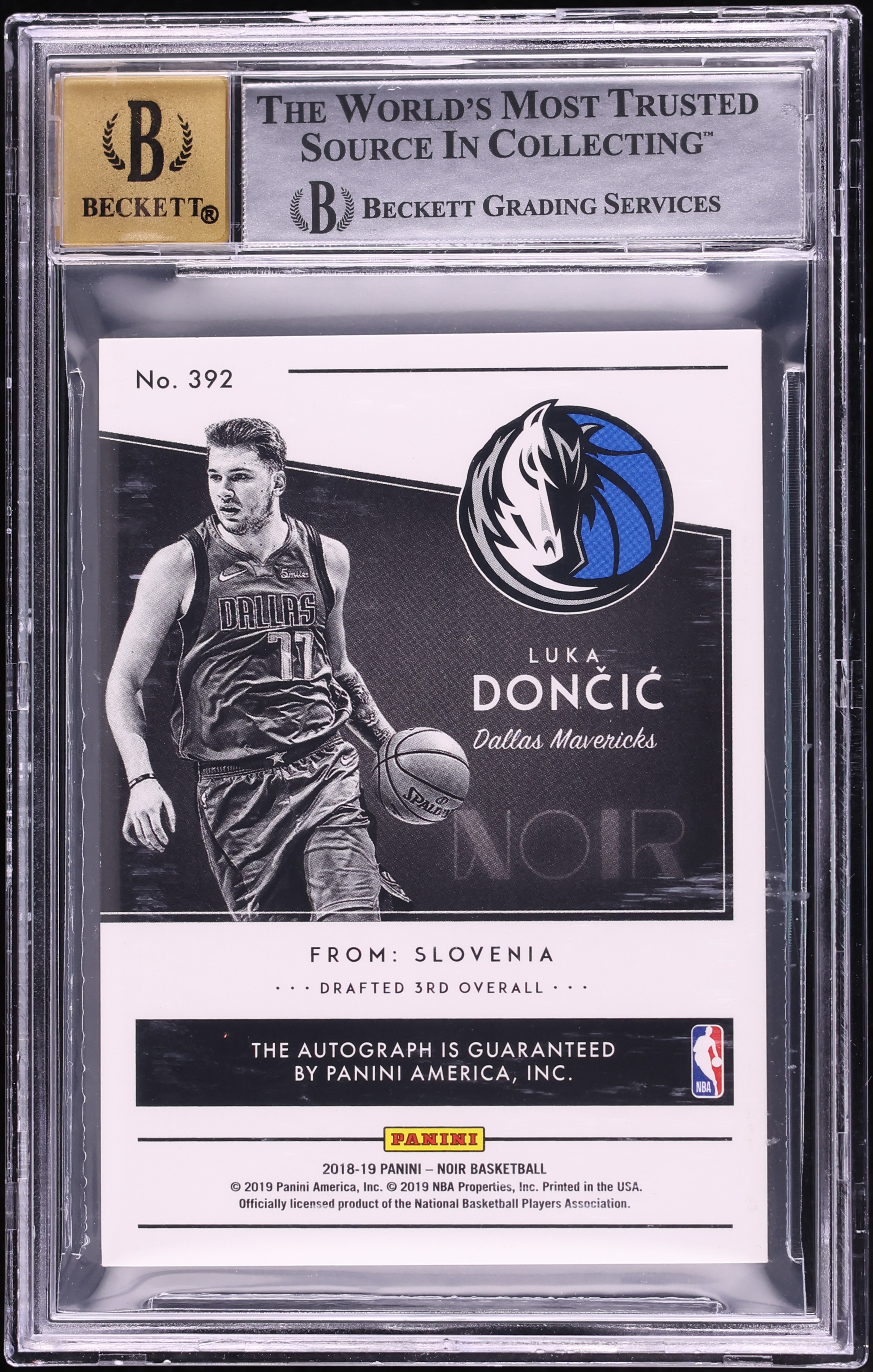 2018 Panini Noir Platinum Luka Doncic ROOKIE AUTO 5/5 #392 BGS 8