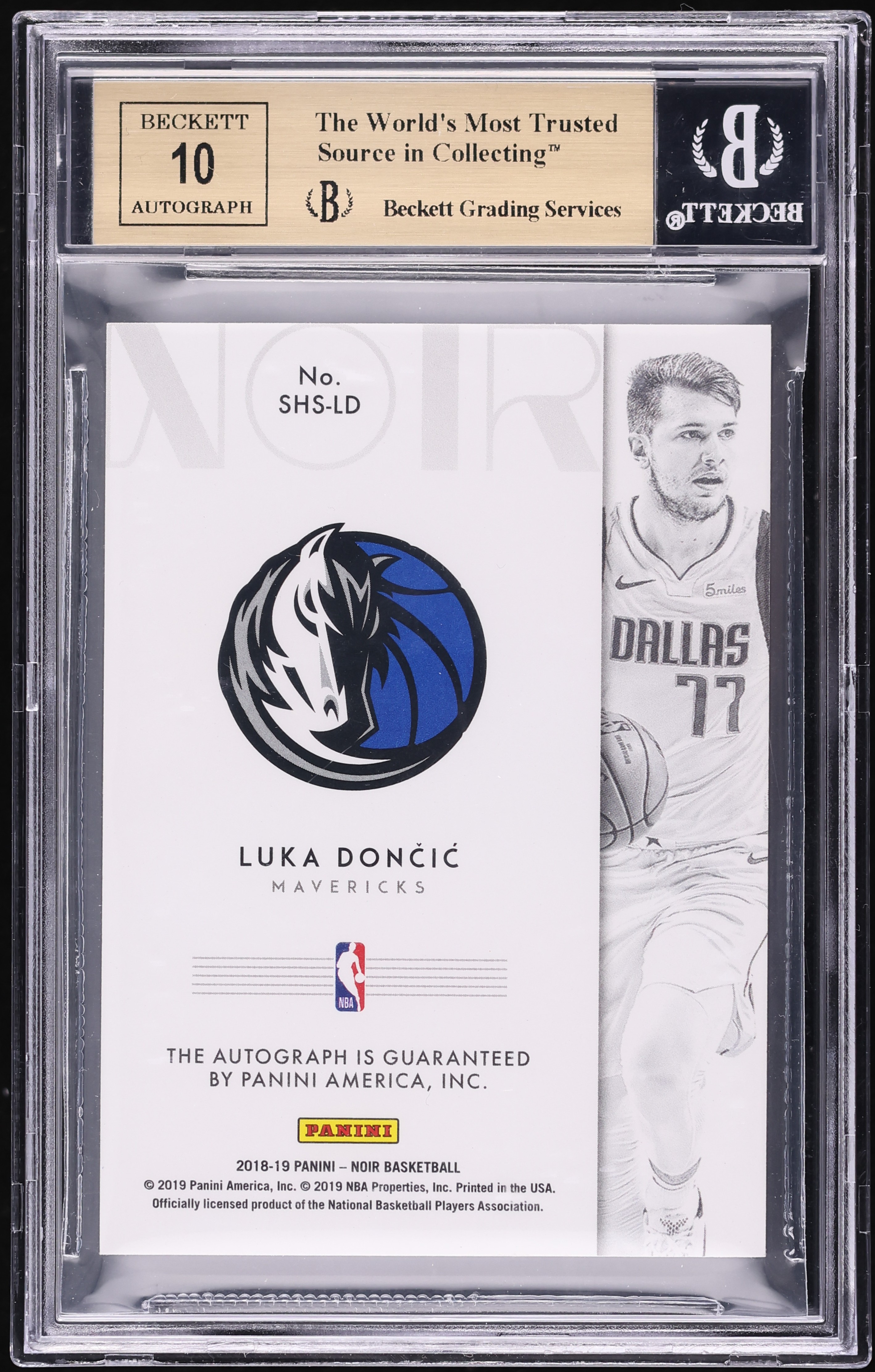 2018 Panini Noir Shadow Luka Doncic ROOKIE AUTO /99 #SHS-LD BGS