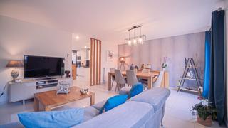 (Photographie) Pièce de vie - 3