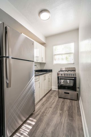 Unit 10 - Kitchen