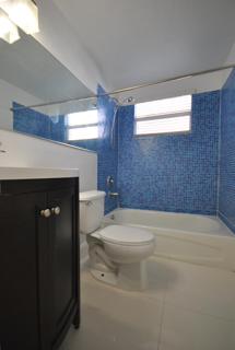 Unit 7 - Bathroom 1