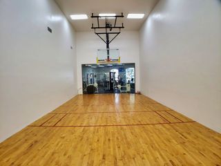 Air Conditioned Racquetball/Basketball Court