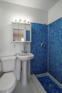 Unit 17 - Bathroom 1