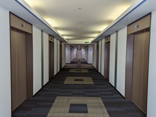 エレベーターホール（7階）