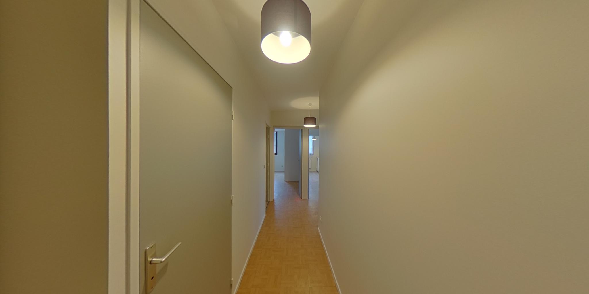 Aximm Colonel Girard