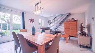 (Photographie) Pièce de vie - 1