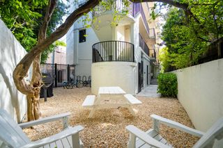 Courtyard & BBQ Area