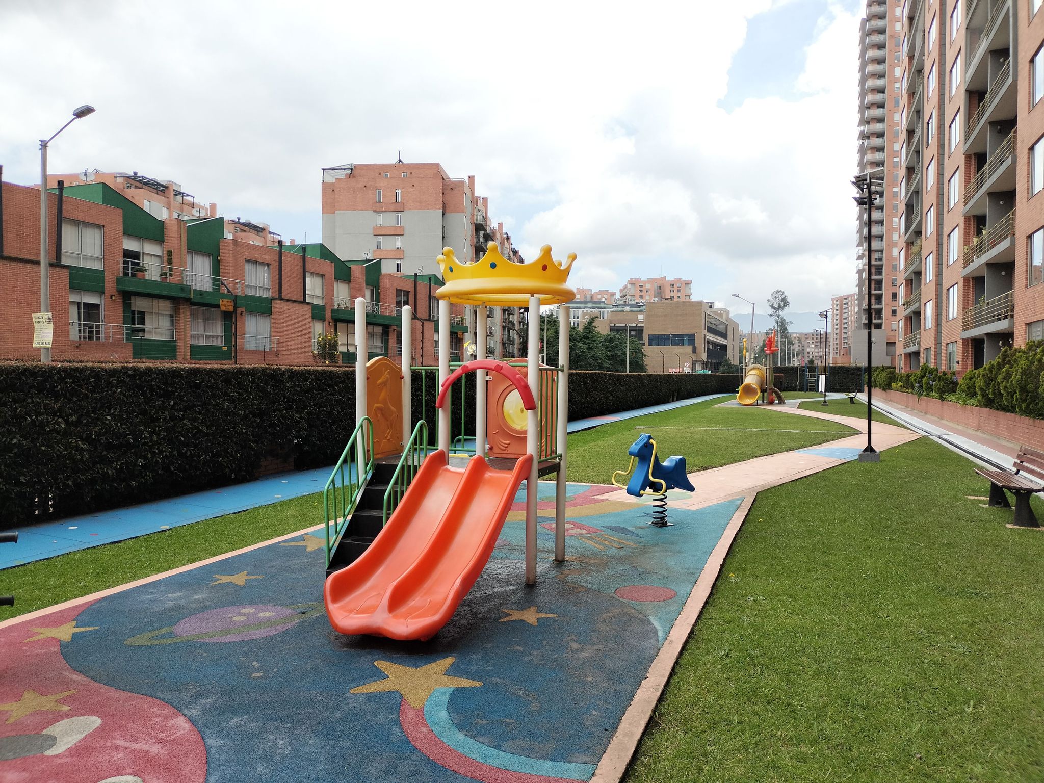 32_Parque Infantil Zonas Verdes 