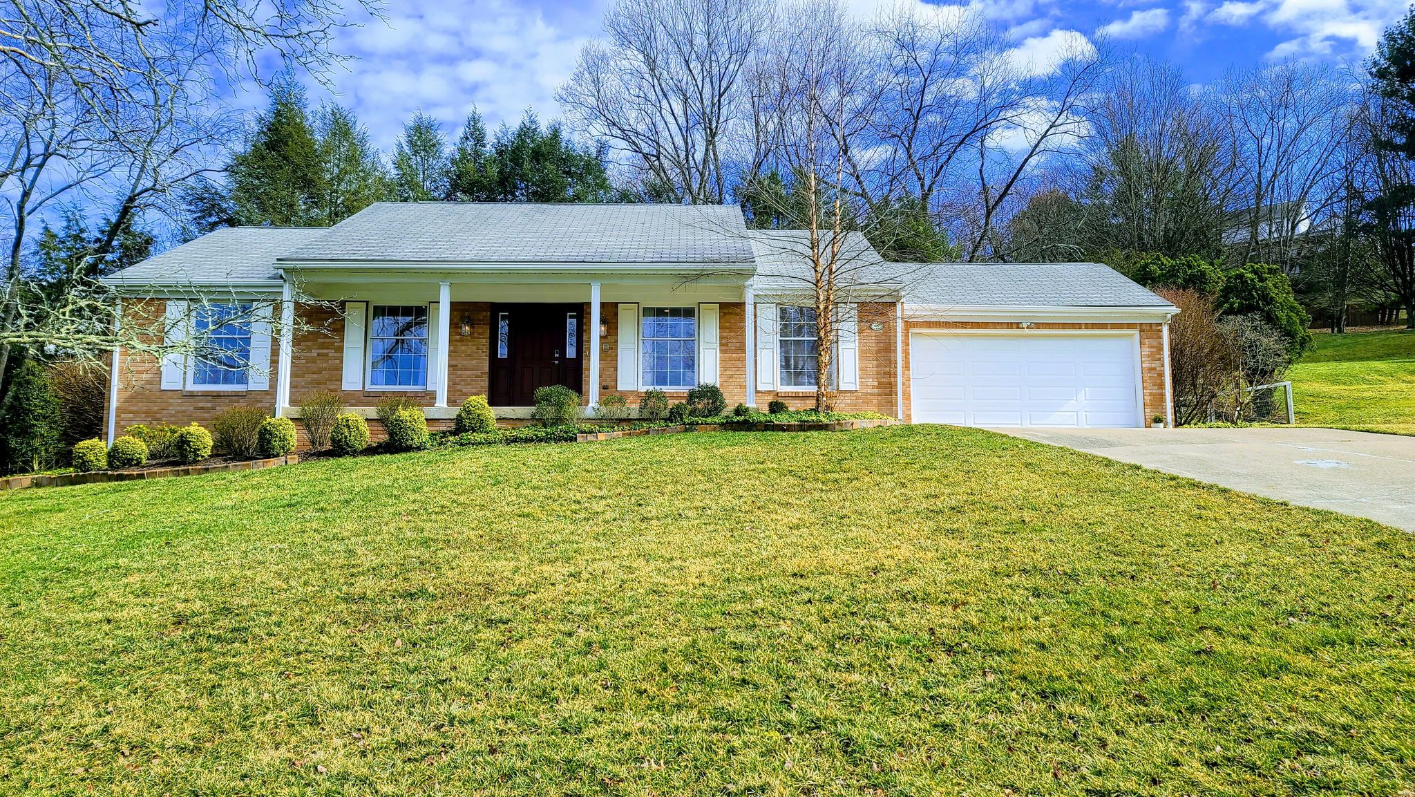 160 Scenery Drive, WV