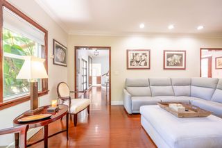 Elegant Living in Tropical Paradise