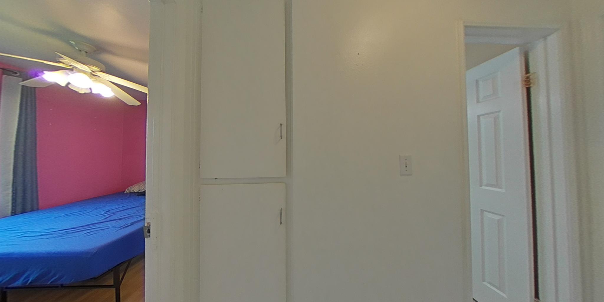 R0012979