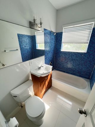 Unit 11 Bathroom