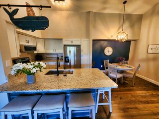 Breakfast bar