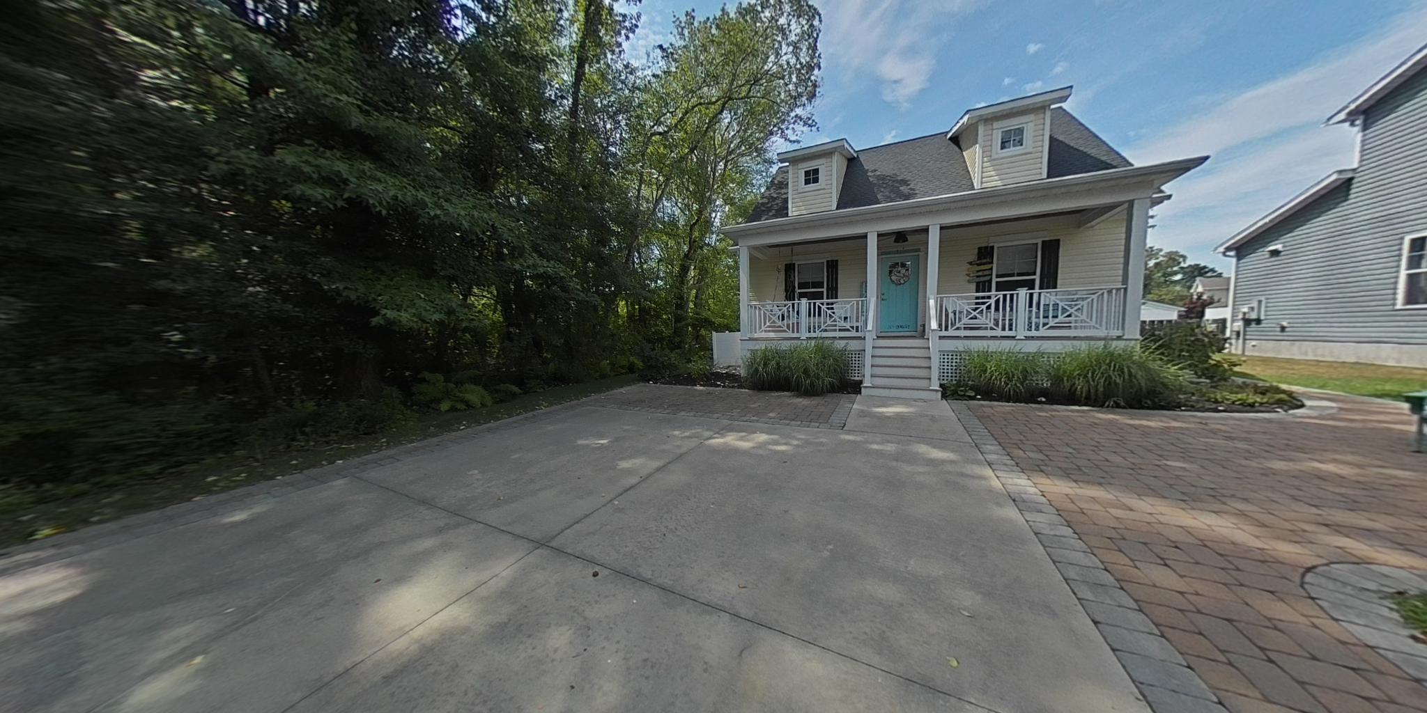 20652 Pine St, Rehoboth Beach, DE 19971